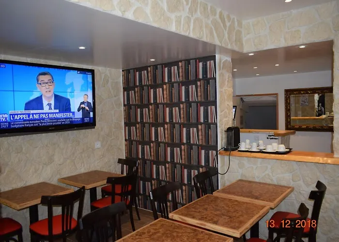 Hostel Lyonnais Nizza