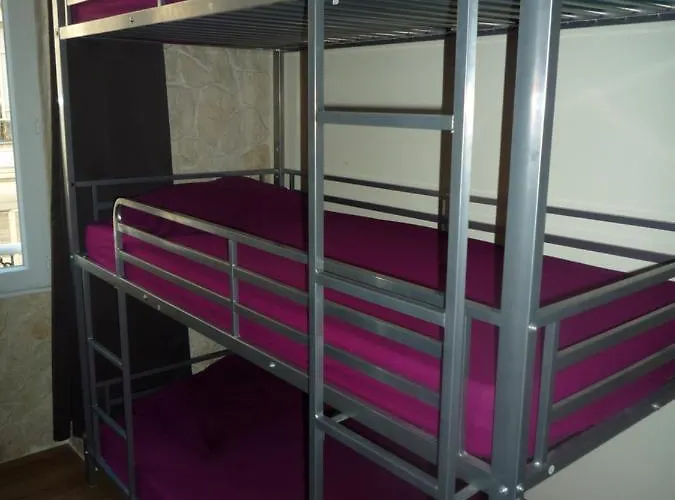 Hostel Lyonnais