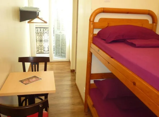Hostel Lyonnais Nizza