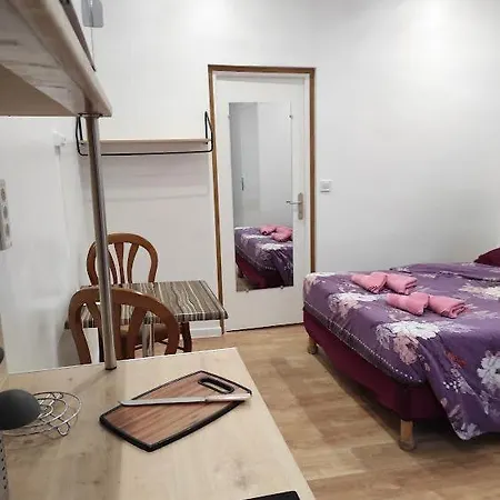 Lyonnais Vandrerhjem *