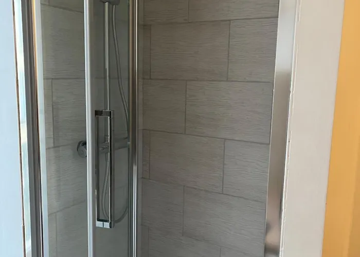 Lyonnais Albergue Nice